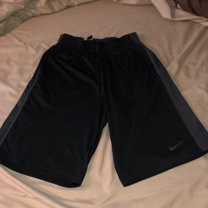 Boys Nike shorts size 10/12